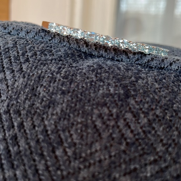 NWOT • AQUAMARINE FLEX BANGLE BRACELET - Picture 8 of 13